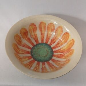 Lovely and Vibrant Studio Art Pottery Bowl with Sunflower Signed, 7" Wide x 2.5"